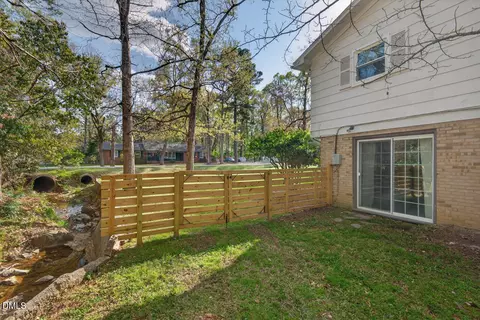 Exterior - 206 Argonne Dr, Durham, NC 27704 photo 4 of 20