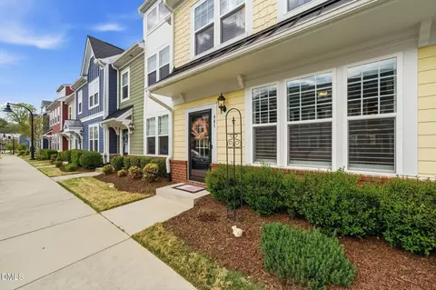 Exterior - 441 Triumph Ln, Wake Forest, NC 27587 photo 2 of 8