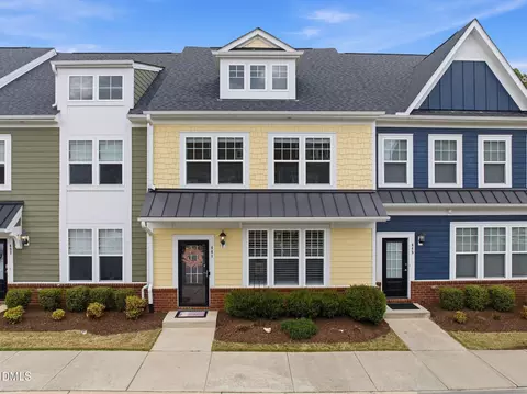 Exterior - 441 Triumph Ln, Wake Forest, NC 27587 photo 1 of 8