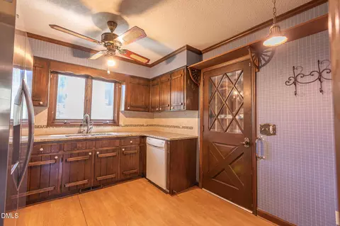 Kitchen - 6119 Splitrock Trl, Apex, NC 27539 photo 1 of 2