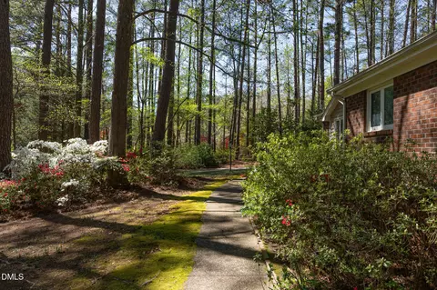 Exterior - 6119 Splitrock Trl, Apex, NC 27539 photo 22 of 26
