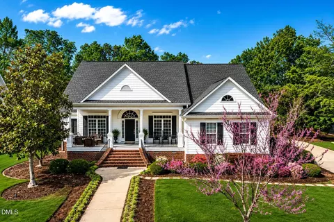1500 St Andrews Dr, Mebane, NC 27302