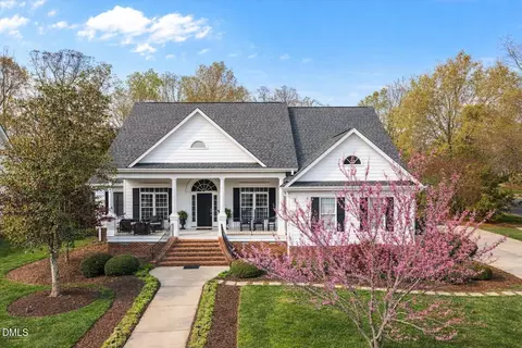 1500 St Andrews Dr, Mebane, NC 27302