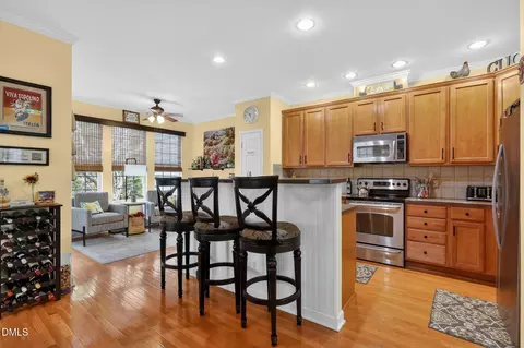 108 Butterbiggins Ln, Apex, NC 27539