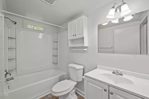 Bath - 1113 Onslow St, Durham, NC 27705 photo 1 of 1