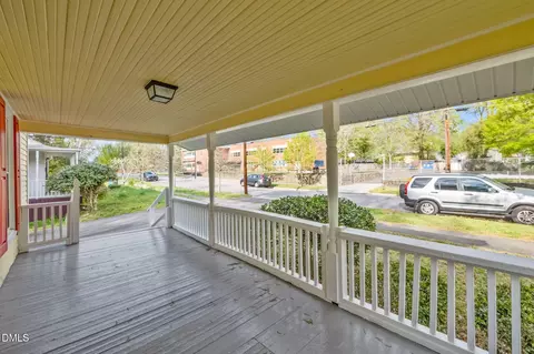 Exterior - 1113 Onslow St, Durham, NC 27705 photo 4 of 7