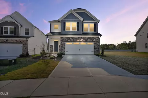 428 Longleaf Gln, Zebulon, NC 27597