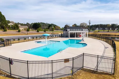 Exterior - 411 N Maple Walk Dr, Garner, NC 27529 photo 8 of 9