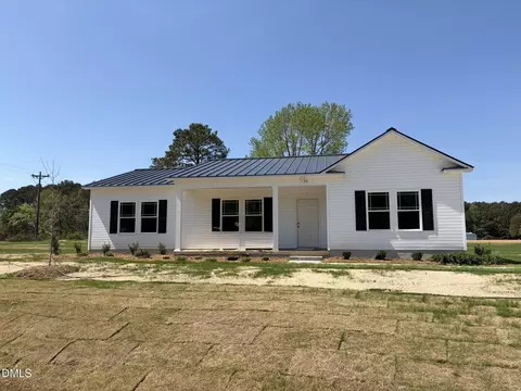 25 Jacobs Ridge Dr, Four Oaks, NC 27524