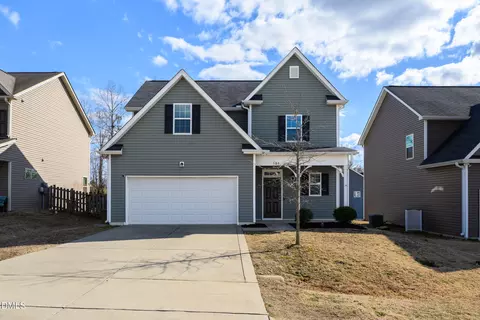 305 E Webber Ln, Clayton, NC 27527