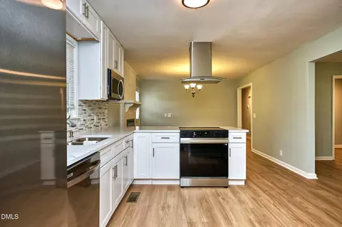 Kitchen - 104 Wallis Ct, Garner, NC 27529 photo 4 of 4