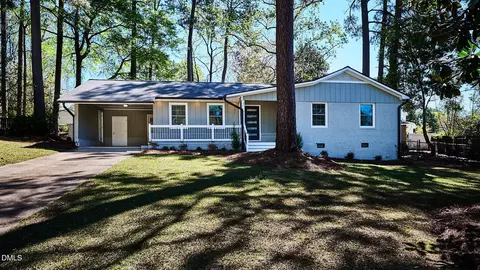 Exterior - 104 Wallis Ct, Garner, NC 27529 photo 1 of 7