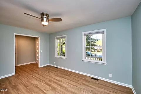Living - 104 Wallis Ct, Garner, NC 27529 photo 2 of 4