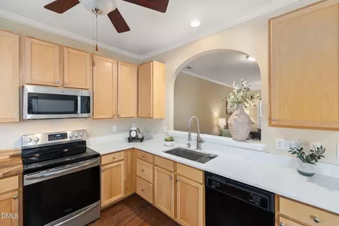 1131 Bungalow Park Dr, Apex, NC 27502