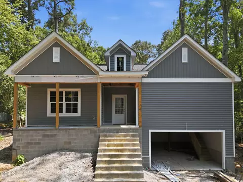102 Mayan Dr, Louisburg, NC 27549