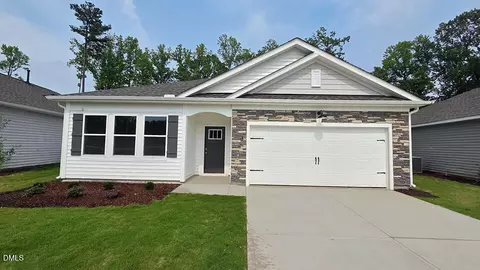 405 Conifer St, Sanford, NC 27332