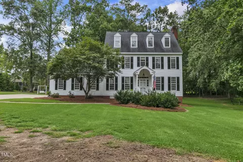 2811 Deerfield Ln N, Wilson, NC 27896
