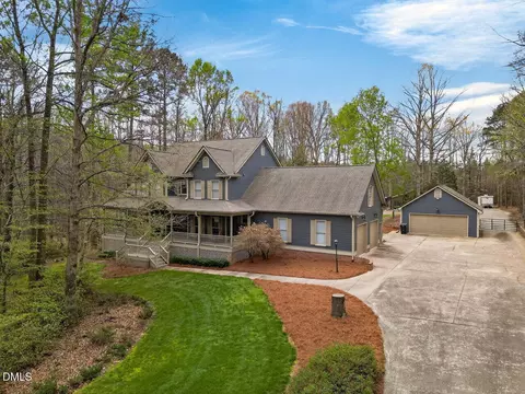 517 Post Oak Ct, Archer Lodge, NC 27527