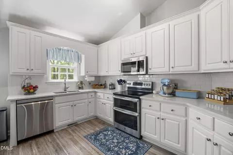 Kitchen - 127 Phyllis Dr, Benson, NC 27504 photo 2 of 3