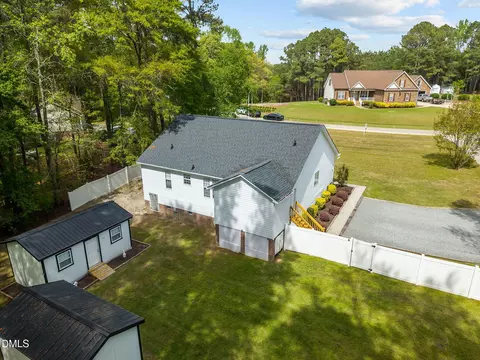 View/Area - 127 Phyllis Dr, Benson, NC 27504 photo 3 of 5