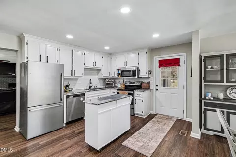 Kitchen - 1768 Old Hinton Rd, Princeton, NC 27569 photo 2 of 2