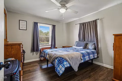 Bedroom - 1768 Old Hinton Rd, Princeton, NC 27569 photo 1 of 2