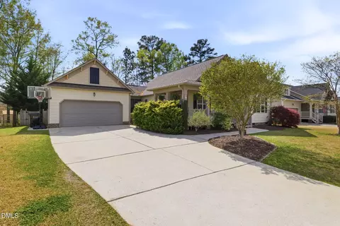 Exterior - 133 Adelaide Dr, Garner, NC 27529 photo 4 of 12