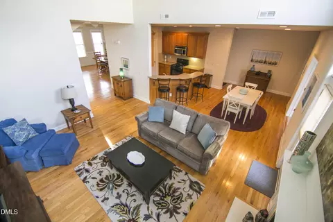 108 Alden Village Ct, Cary, NC 27519