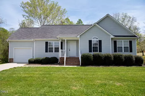 202 E Sebastian Ct, Mebane, NC 27302