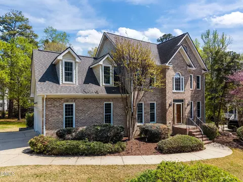 Exterior - 8516 Hampton Chase Ct, Wake Forest, NC 27587 photo 15 of 17