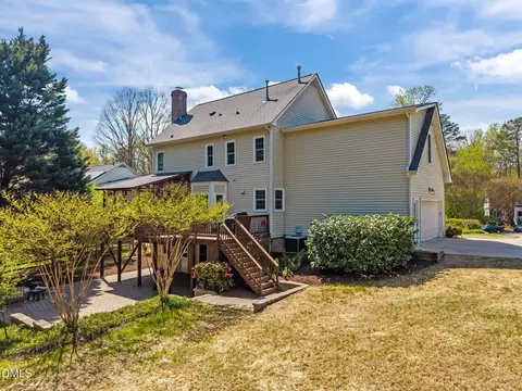 Exterior - 8516 Hampton Chase Ct, Wake Forest, NC 27587 photo 6 of 17