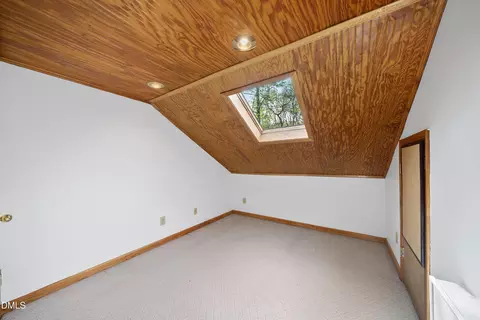 Bedroom - 6200 Splitrock Trl, Apex, NC 27539 photo 6 of 9