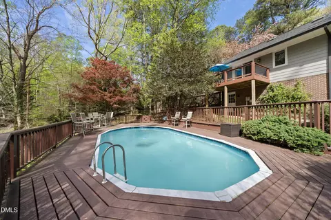 Exterior - 6200 Splitrock Trl, Apex, NC 27539 photo 9 of 16