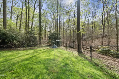 Exterior - 6200 Splitrock Trl, Apex, NC 27539 photo 12 of 16