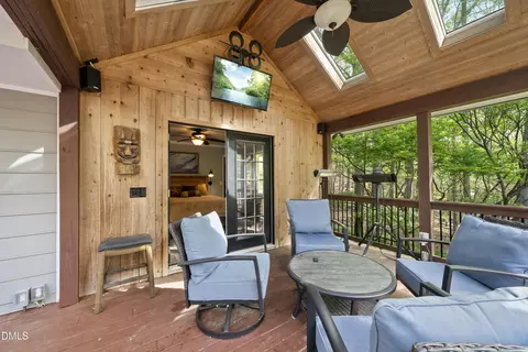 Exterior - 6200 Splitrock Trl, Apex, NC 27539 photo 7 of 16