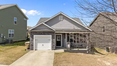 207 Balboa Pw Pkwy, Clayton, NC 27520