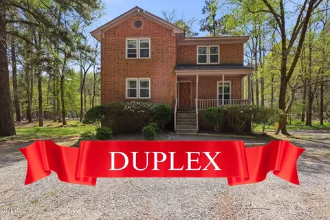 373 Umstead Dr #A-B, Chapel Hill, NC 27516