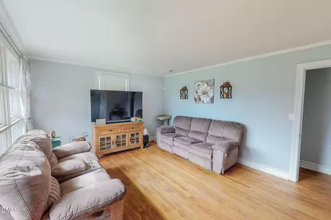 Living - 1249 Pointer St, Roxboro, NC 27573 photo 2 of 2