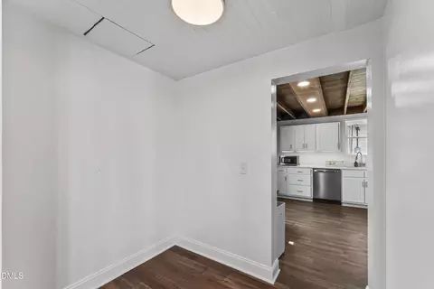 Entry Way - 141 S Broad St E, Angier, NC 27501 photo 6 of 8