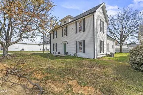 141 S Broad St E, Angier, NC 27501