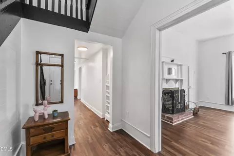 Entry Way - 141 S Broad St E, Angier, NC 27501 photo 3 of 8