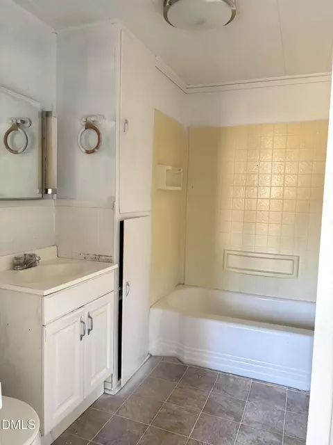 122 E Main St, Eureka, NC 27830 photo 18