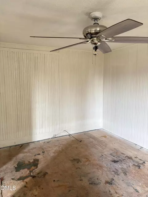 122 E Main St, Eureka, NC 27830 photo 15