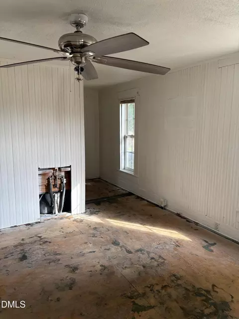 122 E Main St, Eureka, NC 27830 photo 14