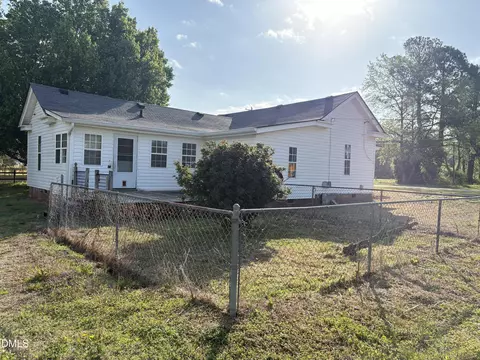 122 E Main St, Eureka, NC 27830 photo 7