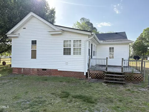 122 E Main St, Eureka, NC 27830 photo 6
