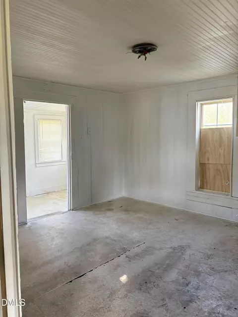 122 E Main St, Eureka, NC 27830 photo 17