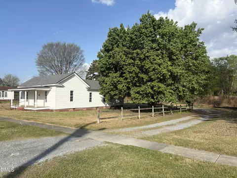 122 E Main St, Eureka, NC 27830 photo 9