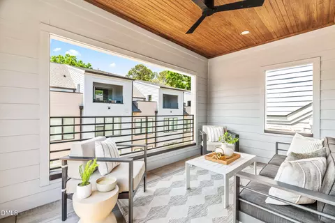 407 Chatham View Rd, Cary, NC 27511