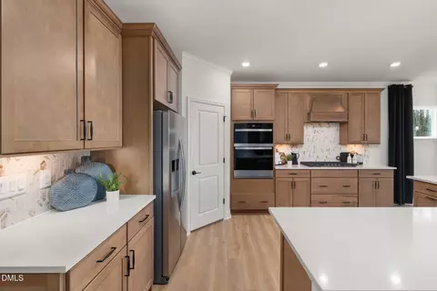 Kitchen - 2105 Saunders Farm Way, Willow Springs, NC 27592 photo 5 of 7